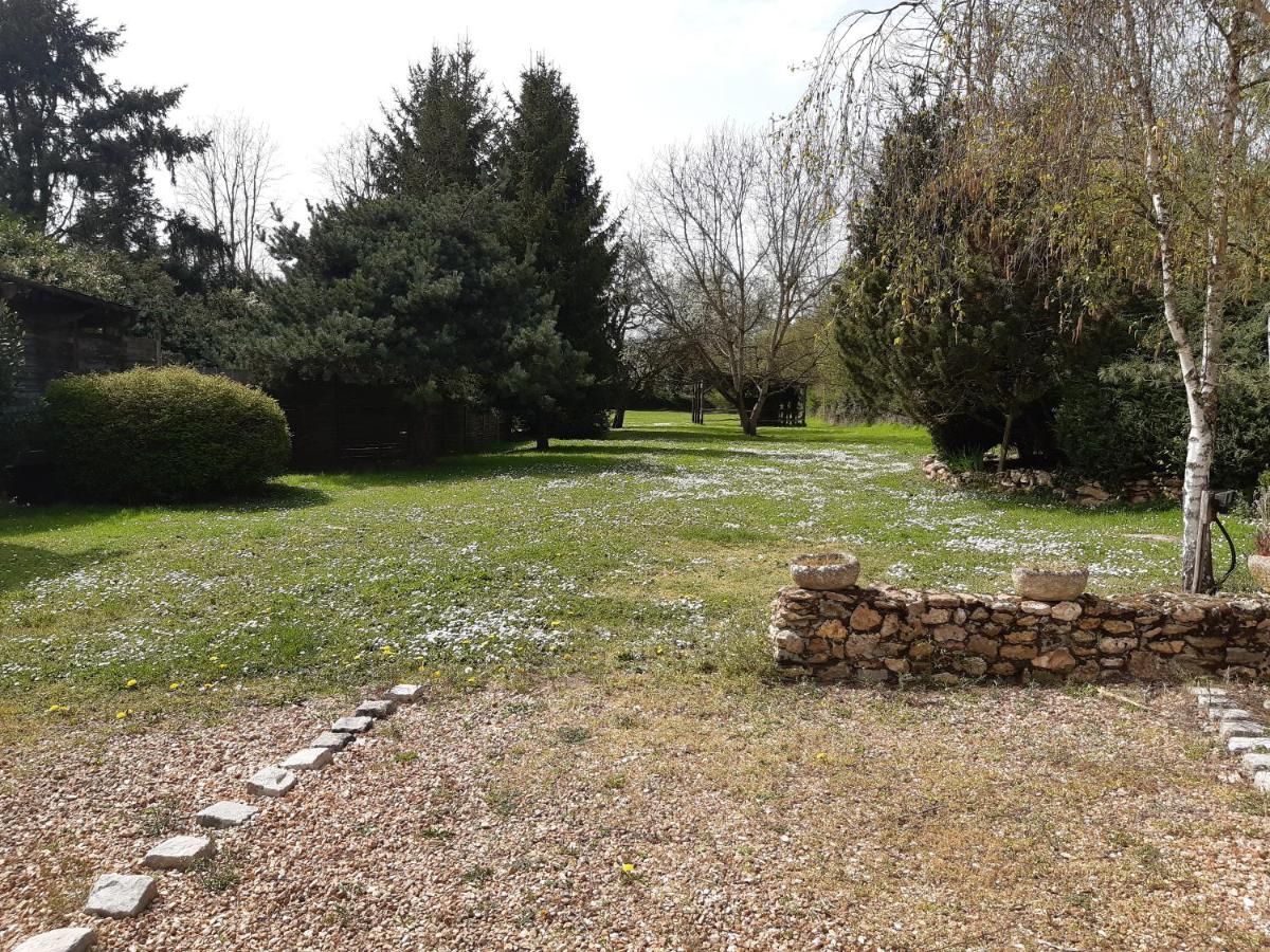 Bed and Breakfast Au Charme De L'Eure Villiers-le-Morhier Esterno foto
